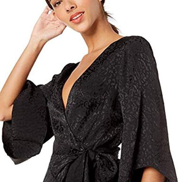 Finders Keepers Black Heatwave wrap 3/4 sleeve casual Top sz S - Picture 1 of 6